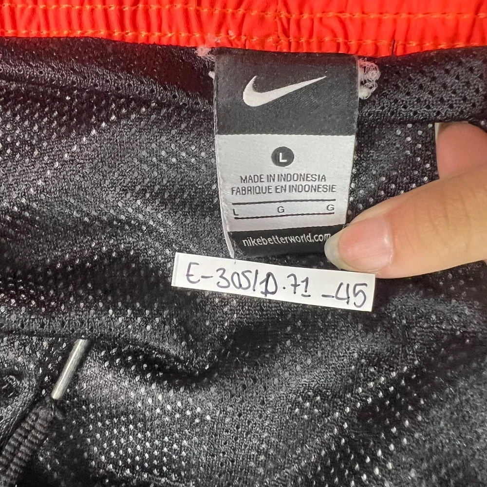 Nike Swim Trunks L Gray Black Geometric Board Shorts Red Trim Surf‎ Pocket